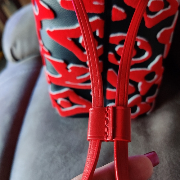 LVxUF neverfull and pouch - Picture 6 of 12